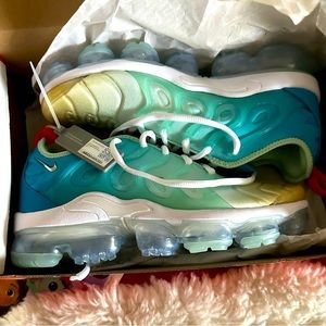 Nike air vapormax plus